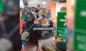 Antrian Parkir