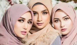 Antara Tradisi dan Inovasi: Indonesia dan Pusat Fesyen Muslim Global 2024 Pusat Fesyen Muslim Global